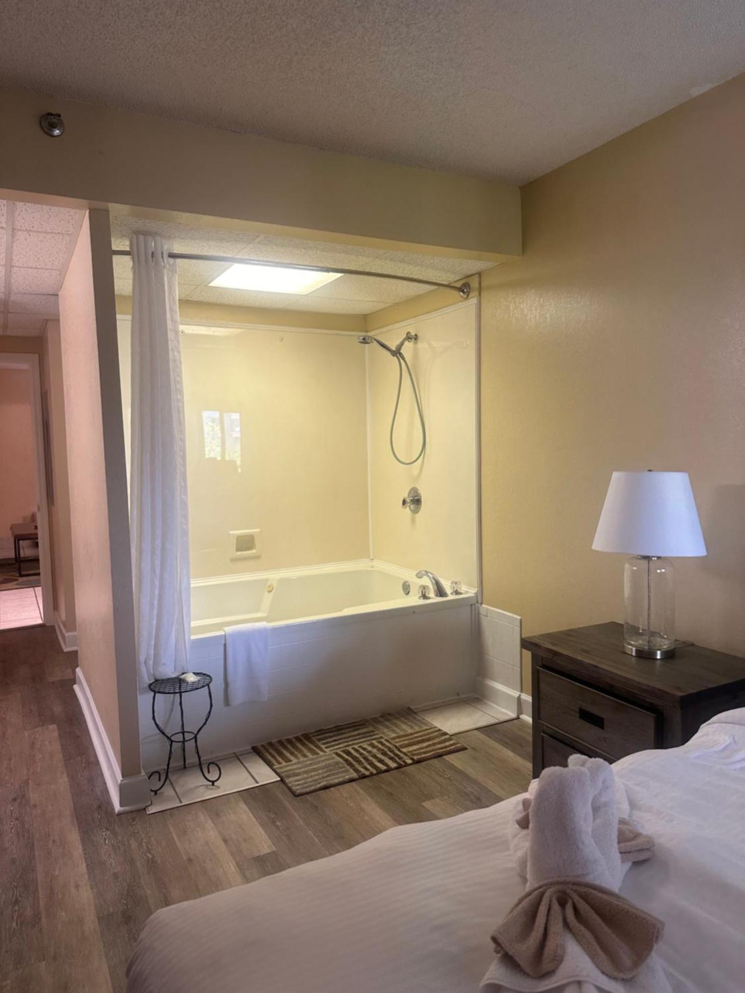 River Place Condos Riverside #309 1Bd 鸽子谷 外观 照片
